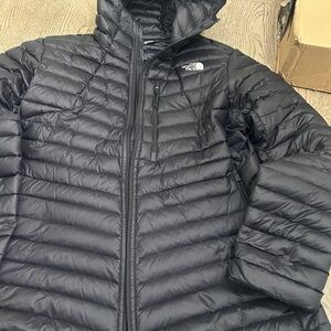 Ladies  north face puffer coat